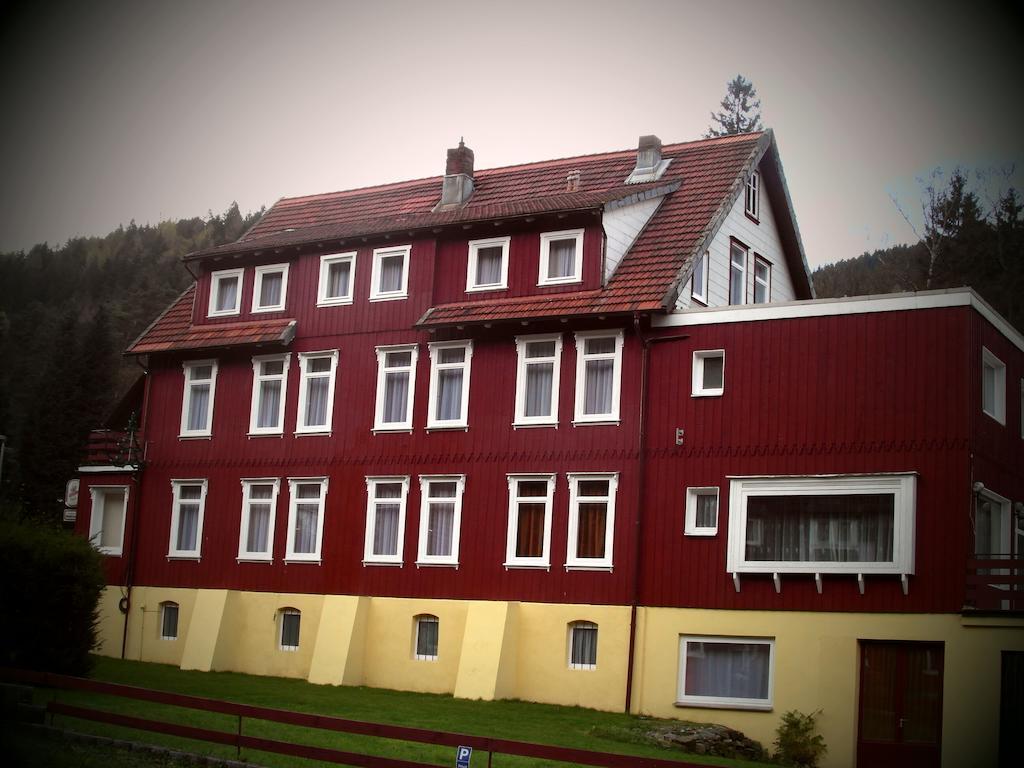 Pension "Am Wald" Lautenthal Eksteriør billede